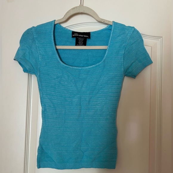 Light blue short sleeve shirt - Picture 1 of 3